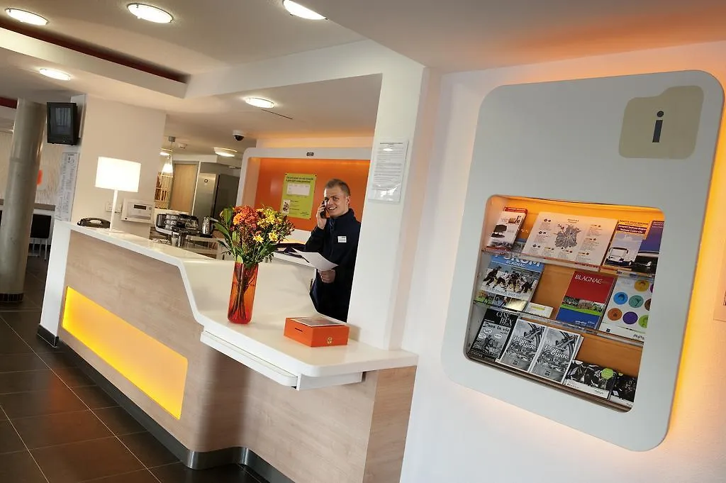 **  Ibis Budget Toulouse Aeroport Hotel Blagnac France